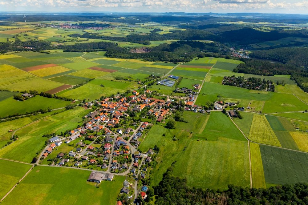 Luftbild Basdorf - Dorfkern in Basdorf im Bundesland Hessen, Deutschland