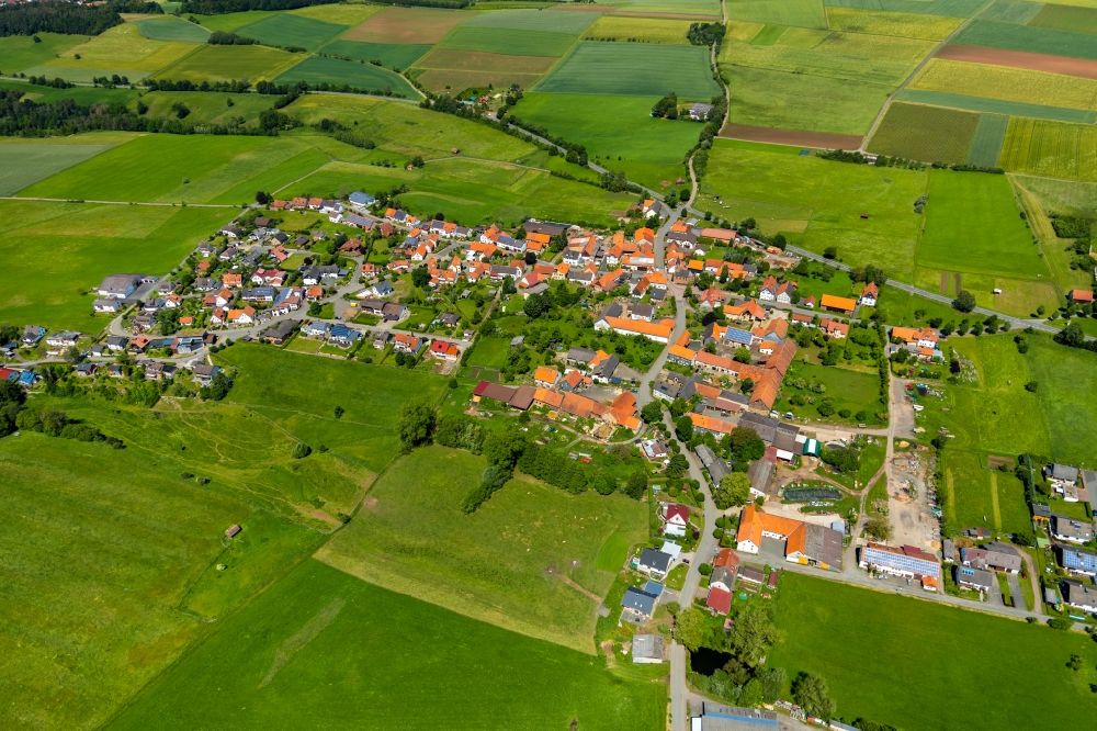 Luftbild Basdorf - Dorfkern in Basdorf im Bundesland Hessen, Deutschland