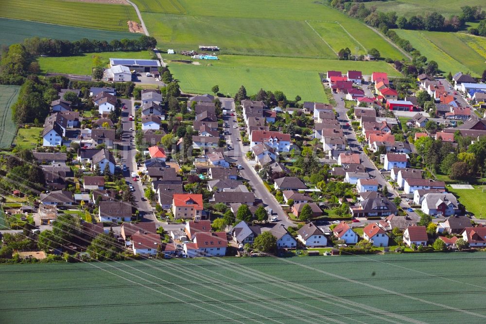 Bauernheim von oben - Dorfkern in Bauernheim im Bundesland Hessen, Deutschland