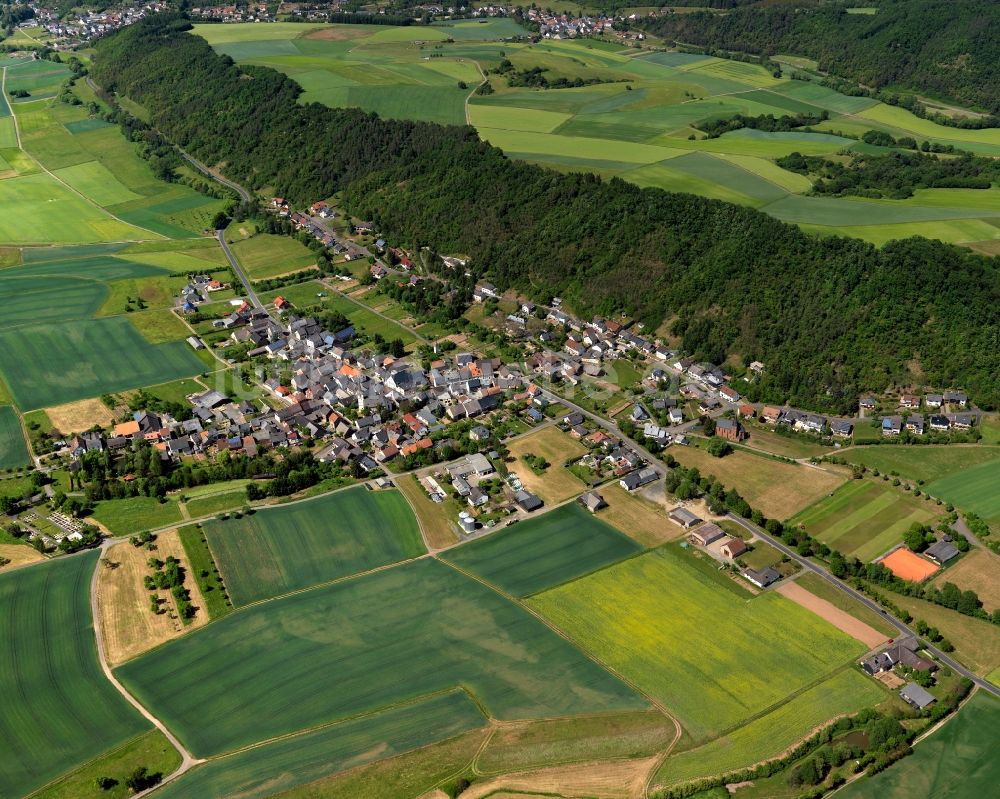 Luftbild Becherbach bei Kirn - Dorfkern in Becherbach bei Kirn im Bundesland Rheinland-Pfalz