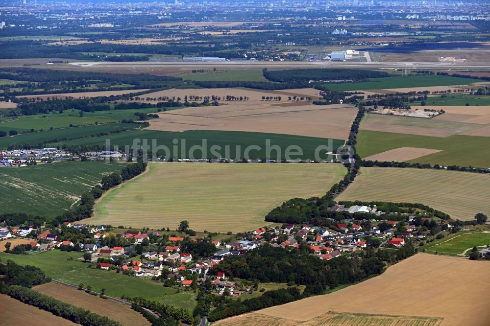 Brusendorf von oben - Dorfkern in Brusendorf im Bundesland Brandenburg, Deutschland
