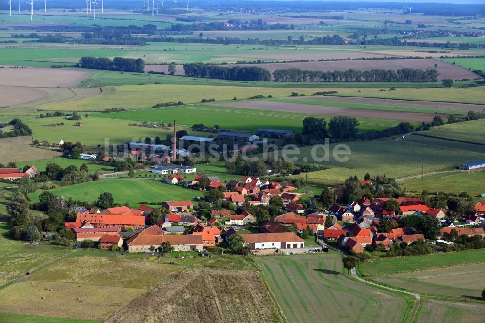 Luftbild Döhren - Dorfkern in Döhren im Bundesland Sachsen-Anhalt, Deutschland