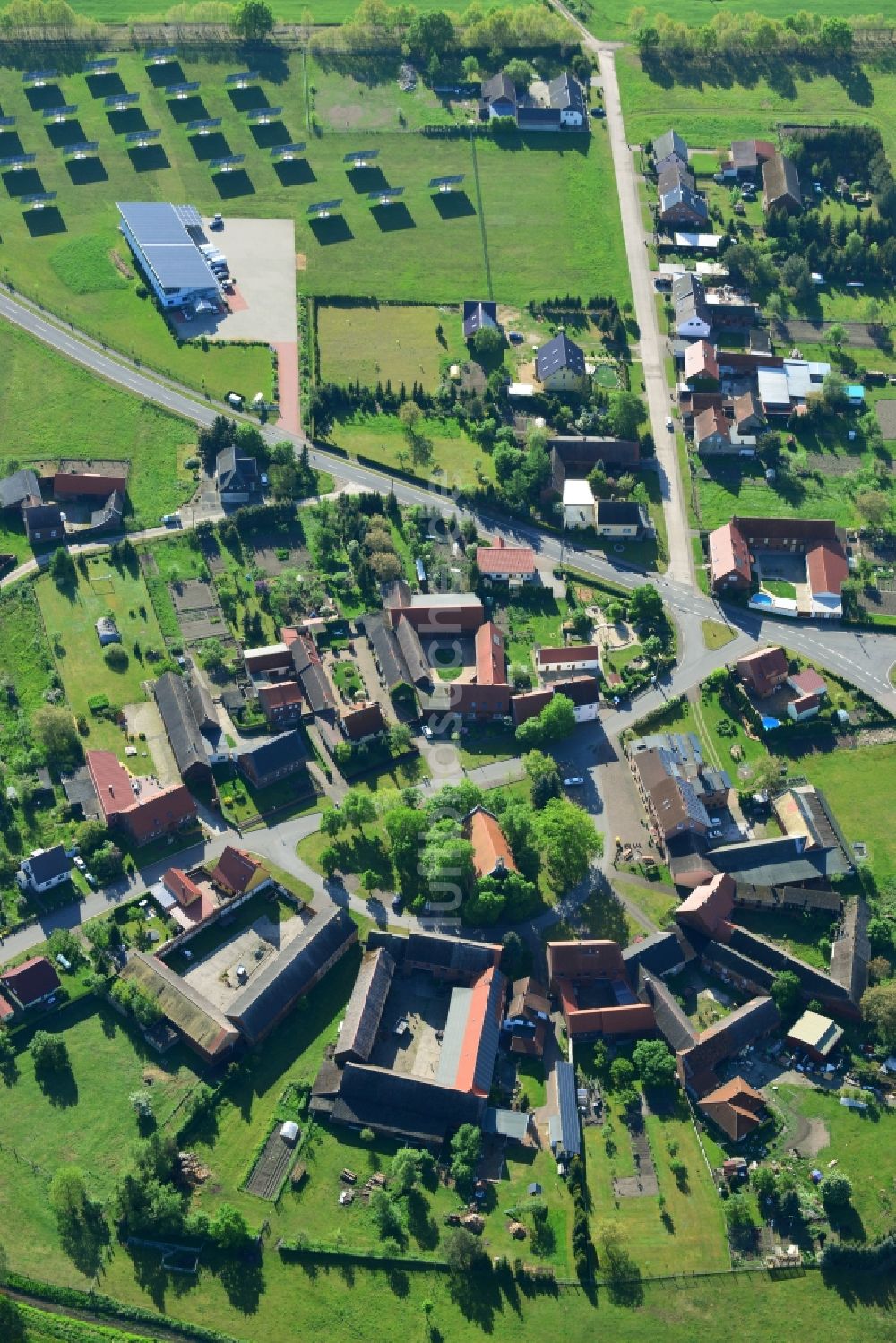 Luftbild Dietrichsdorf, Zahna-Elster - Dorfkern in Dietrichsdorf, Zahna-Elster im Bundesland Sachsen-Anhalt
