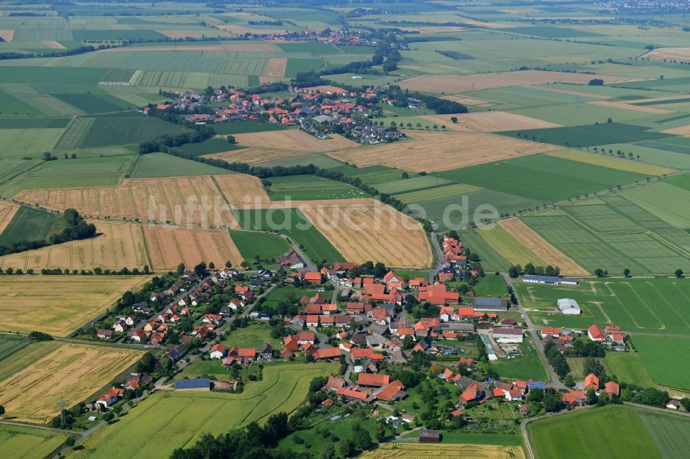 Dörrigsen aus der Vogelperspektive: Dorfkern in Dörrigsen im Bundesland Niedersachsen, Deutschland