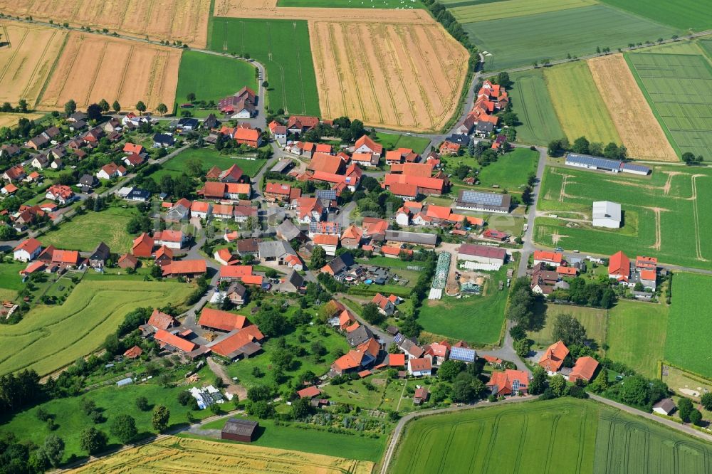 Dörrigsen von oben - Dorfkern in Dörrigsen im Bundesland Niedersachsen, Deutschland