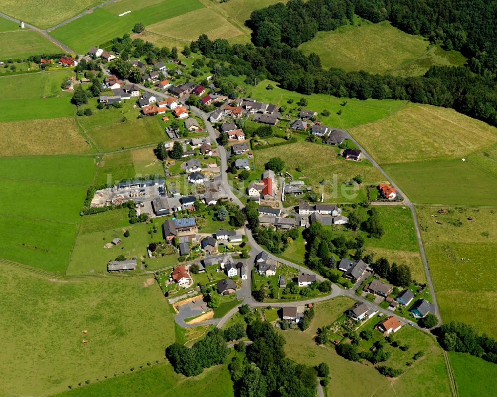 Luftaufnahme Ehrenberg, Neustadt (Wied) - Dorfkern in Ehrenberg, Neustadt (Wied) im Bundesland Rheinland-Pfalz