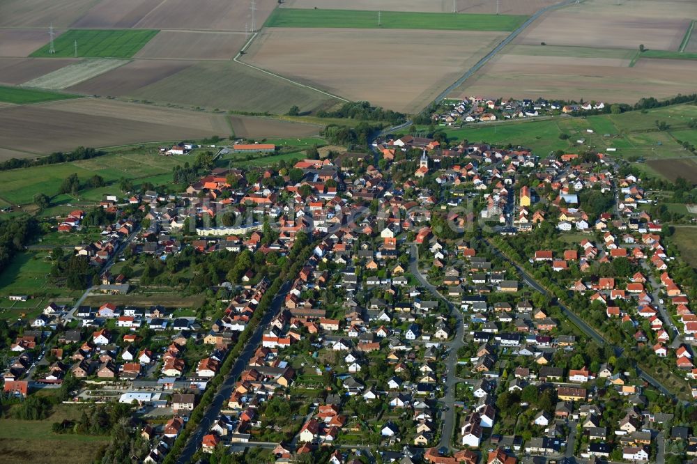 Emmerstedt aus der Vogelperspektive: Dorfkern in Emmerstedt im Bundesland Niedersachsen, Deutschland
