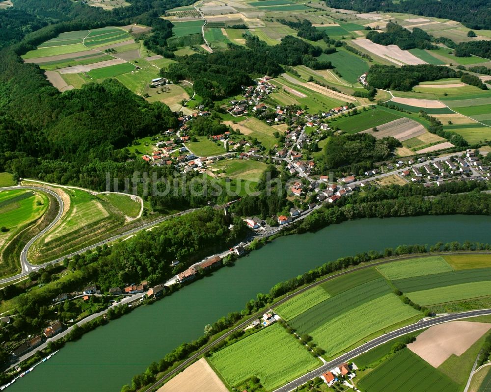 Luftaufnahme Albert - Dorfkern am Feldrand in Albert im Bundesland Baden-Württemberg, Deutschland