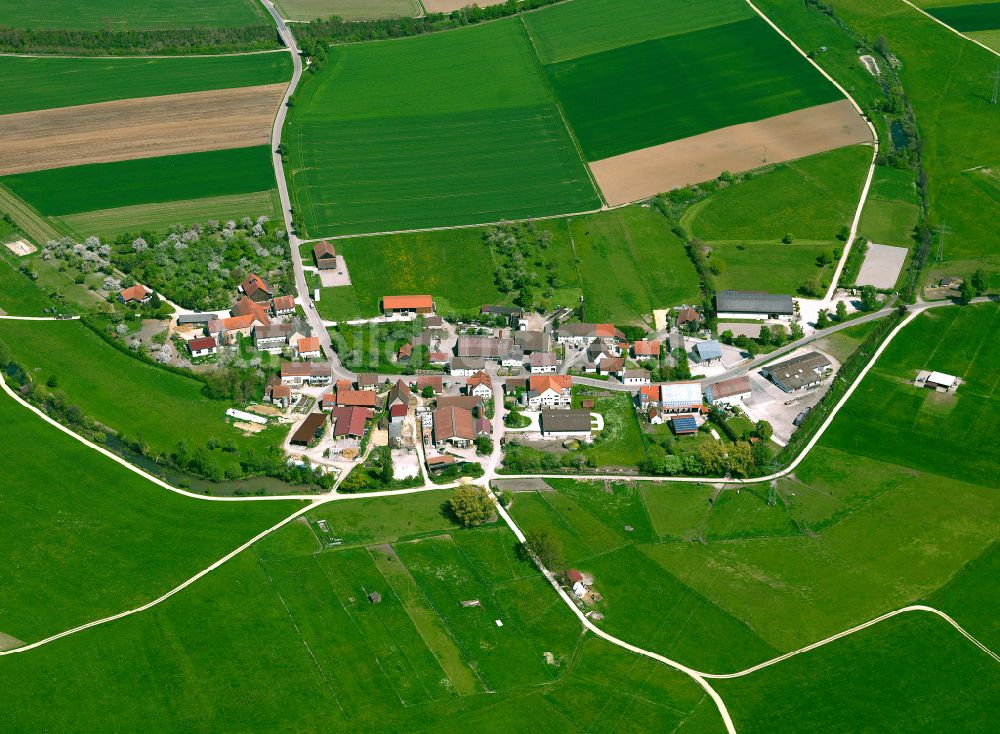 Luftbild Algershofen - Dorfkern am Feldrand in Algershofen im Bundesland Baden-Württemberg, Deutschland