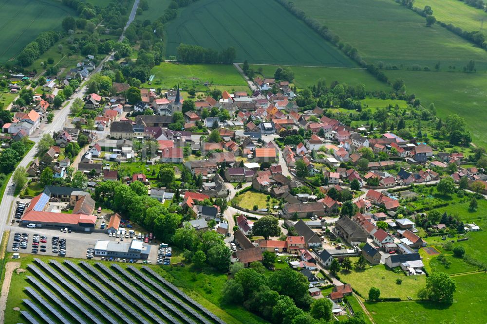 Luftbild Allstedt - Dorfkern am Feldrand in Allstedt im Bundesland Sachsen-Anhalt, Deutschland