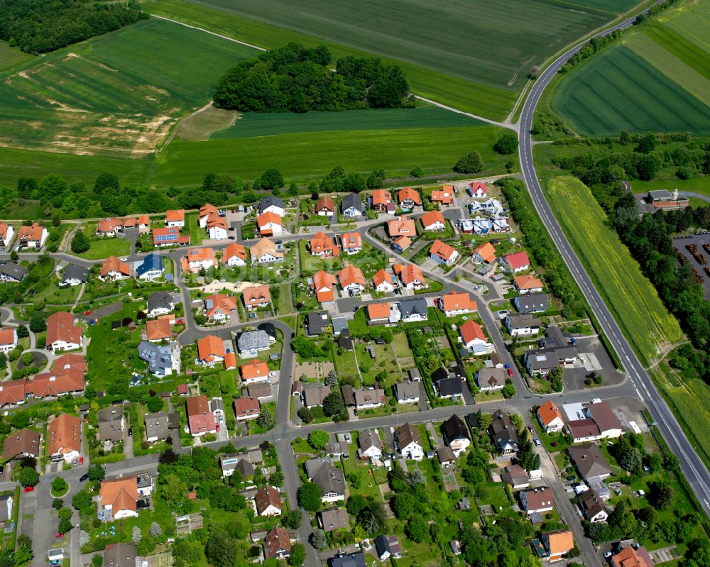 Luftaufnahme Altenburg - Dorfkern am Feldrand in Altenburg im Bundesland Hessen, Deutschland