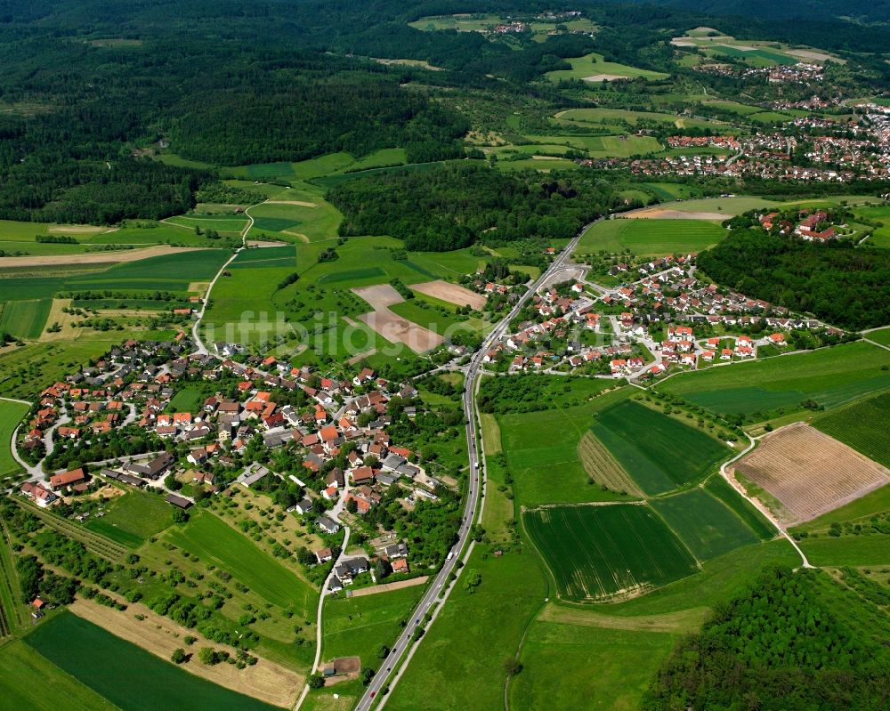 Luftbild Backnang - Dorfkern am Feldrand in Backnang im Bundesland Baden-Württemberg, Deutschland