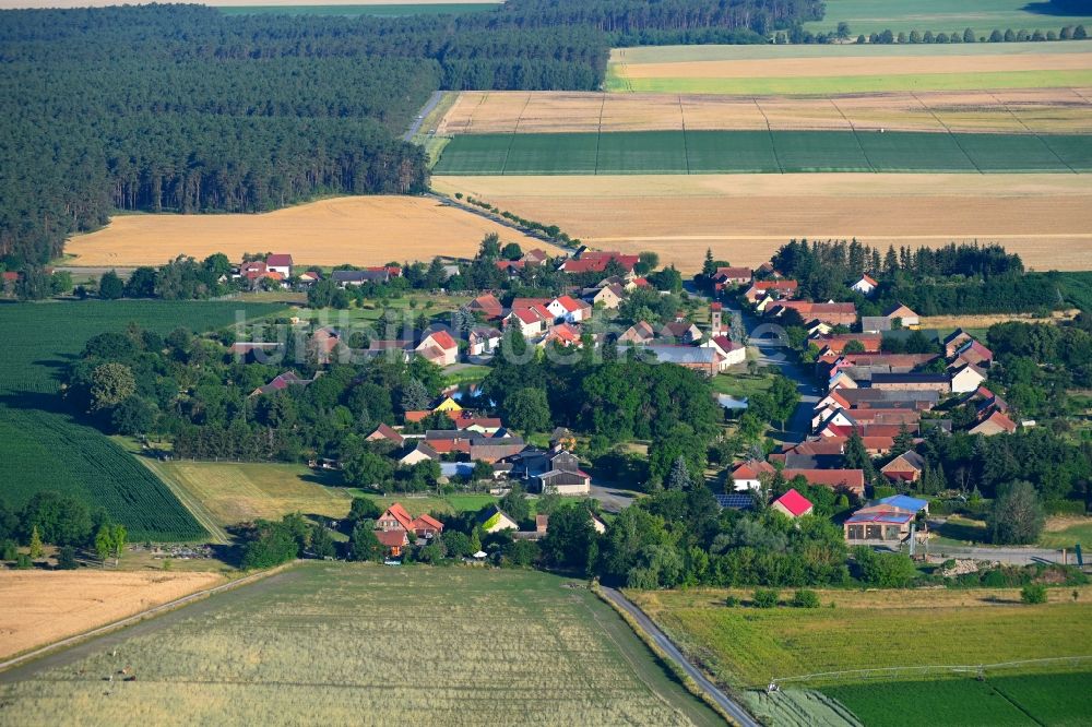 Baruth/Mark von oben - Dorfkern am Feldrand in Baruth/Mark im Bundesland Brandenburg, Deutschland
