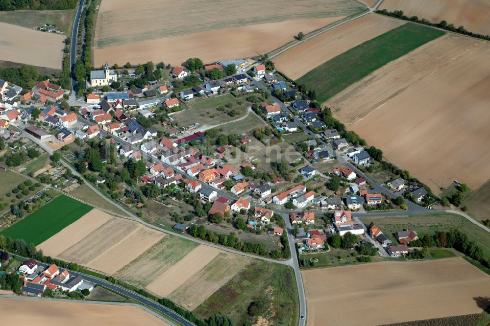 Luftaufnahme Büchold - Dorfkern am Feldrand in Büchold im Bundesland Bayern, Deutschland