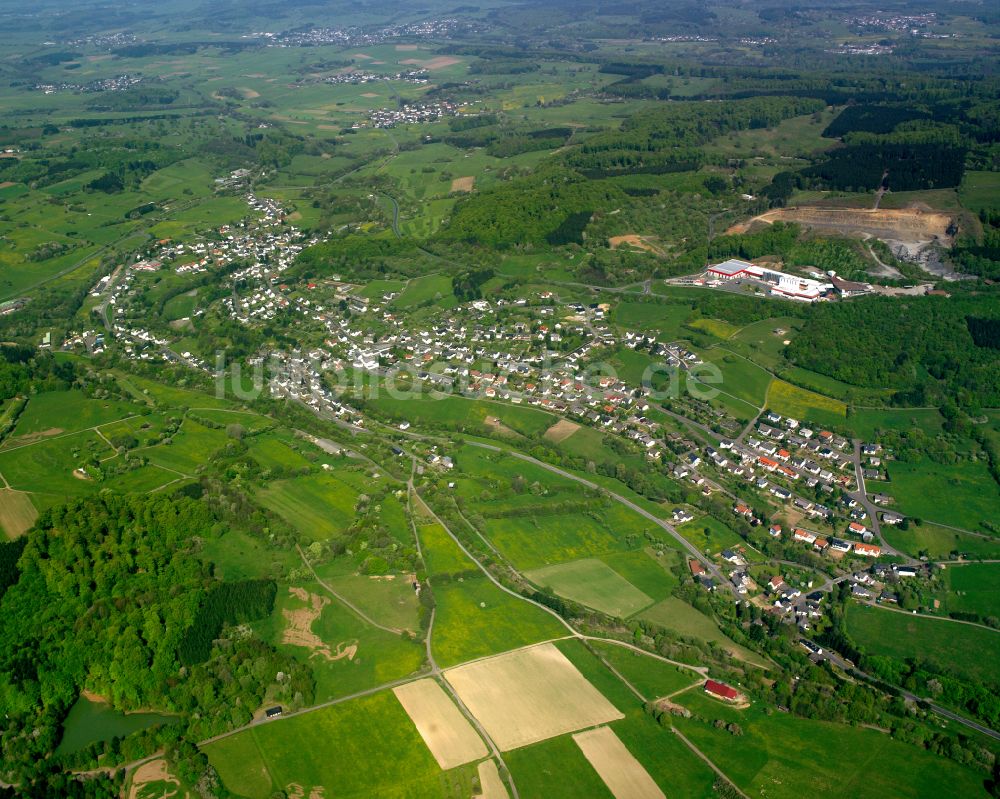 Luftaufnahme Beilstein - Dorfkern am Feldrand in Beilstein im Bundesland Hessen, Deutschland
