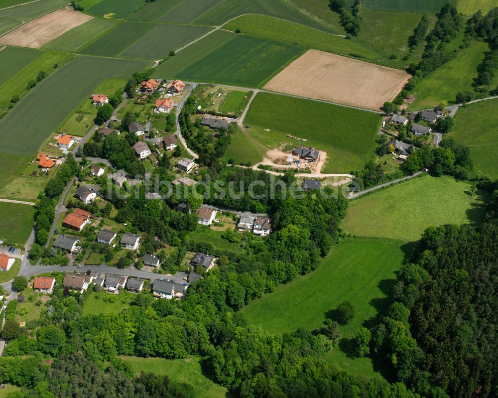 Luftbild Bernshausen - Dorfkern am Feldrand in Bernshausen im Bundesland Hessen, Deutschland