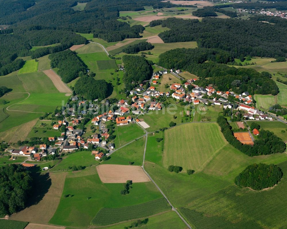 Luftaufnahme Böllstein - Dorfkern am Feldrand in Böllstein im Bundesland Hessen, Deutschland