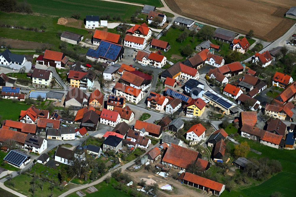Luftbild Brunn - Dorfkern am Feldrand in Brunn im Bundesland Bayern, Deutschland