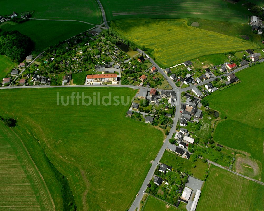 Luftaufnahme Cossengrün - Dorfkern am Feldrand in Cossengrün im Bundesland Thüringen, Deutschland