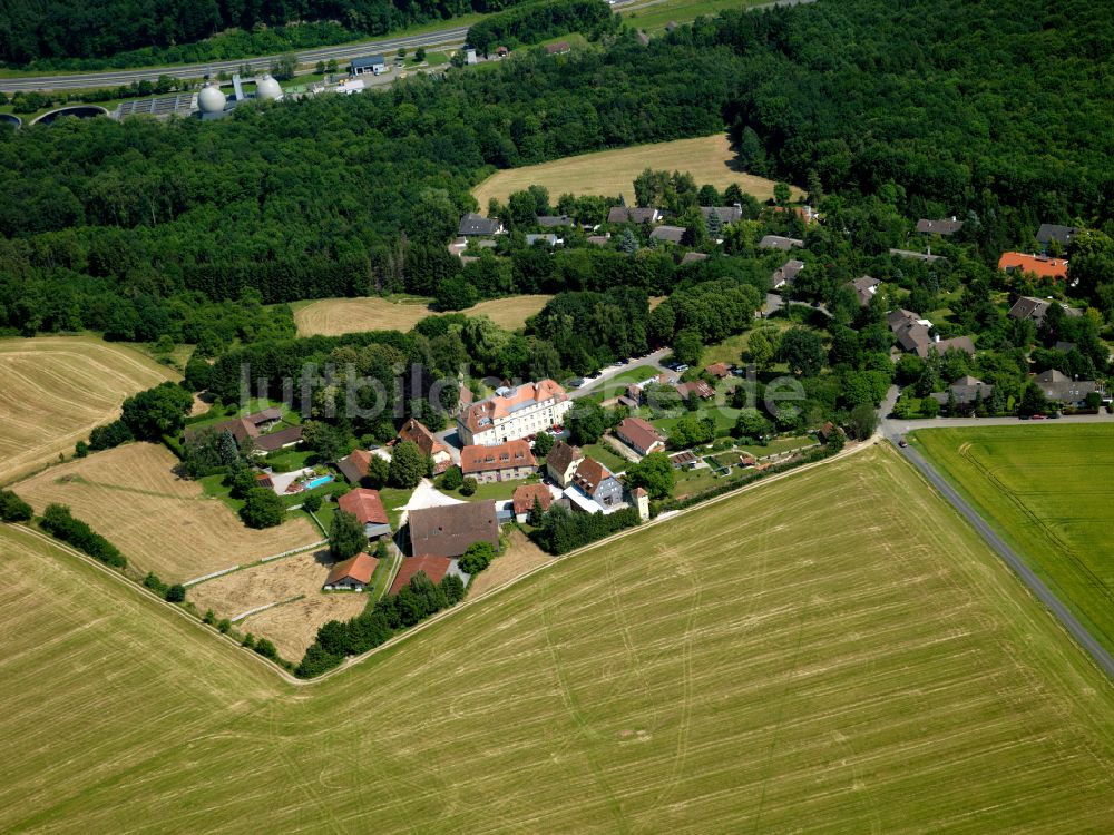 Derendingen von oben - Dorfkern am Feldrand in Derendingen im Bundesland Baden-Württemberg, Deutschland
