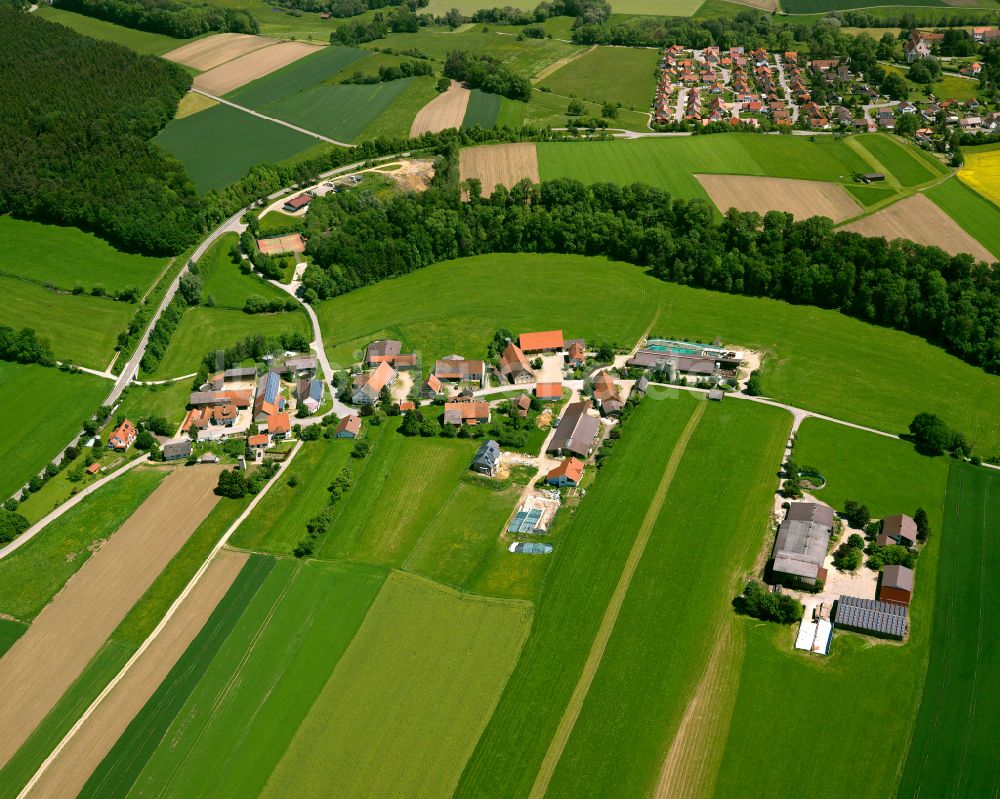 Luftbild Dissenhausen - Dorfkern am Feldrand in Dissenhausen im Bundesland Baden-Württemberg, Deutschland