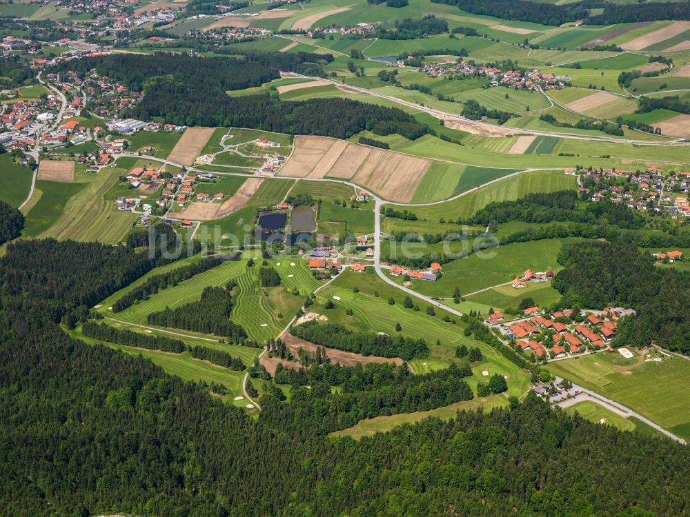 Luftaufnahme Dorn - Dorfkern am Feldrand in Dorn im Bundesland Bayern, Deutschland