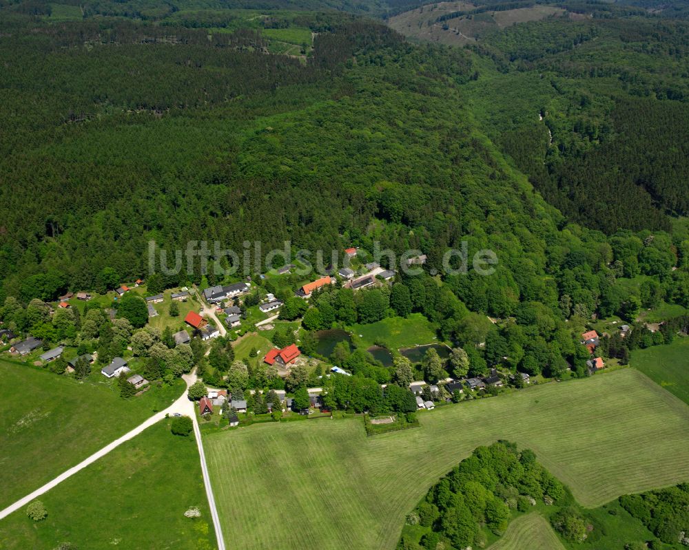 Luftbild Eggeröder Brunnen - Dorfkern am Feldrand in Eggeröder Brunnen im Bundesland Sachsen-Anhalt, Deutschland
