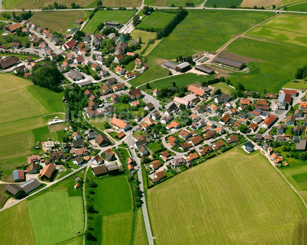 Luftbild Ellwangen - Dorfkern am Feldrand in Ellwangen im Bundesland Baden-Württemberg, Deutschland