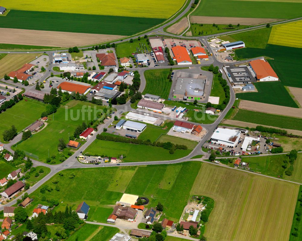 Luftaufnahme Erolzheim - Dorfkern am Feldrand in Erolzheim im Bundesland Baden-Württemberg, Deutschland