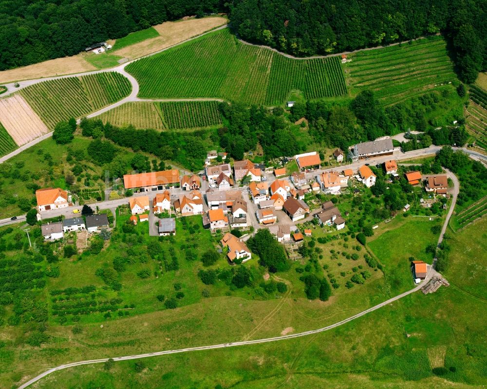 Luftaufnahme Etzlenswenden - Dorfkern am Feldrand in Etzlenswenden im Bundesland Baden-Württemberg, Deutschland