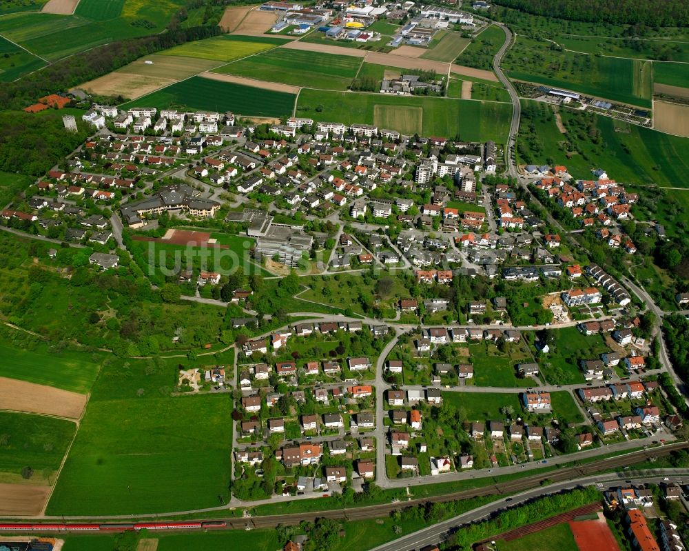 Faurndau von oben - Dorfkern am Feldrand in Faurndau im Bundesland Baden-Württemberg, Deutschland