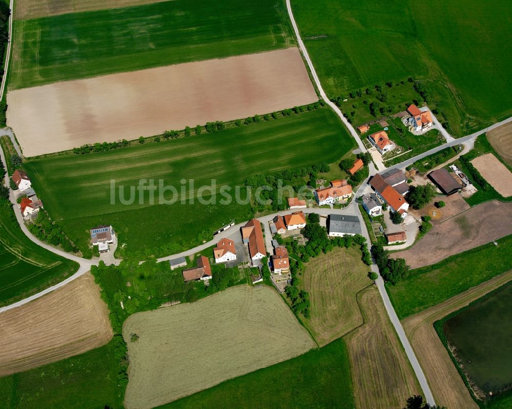 Luftbild Flachslanden - Dorfkern am Feldrand in Flachslanden im Bundesland Bayern, Deutschland