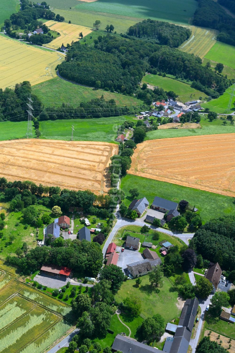 Luftbild Gerlingen - Dorfkern am Feldrand in Gerlingen im Bundesland Nordrhein-Westfalen, Deutschland