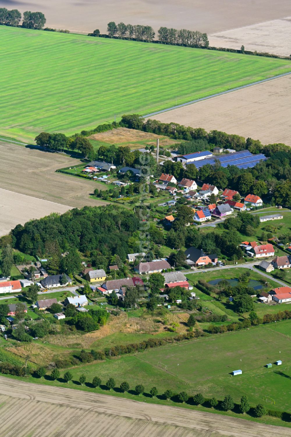 Gransebieth von oben - Dorfkern am Feldrand in Gransebieth im Bundesland Mecklenburg-Vorpommern, Deutschland