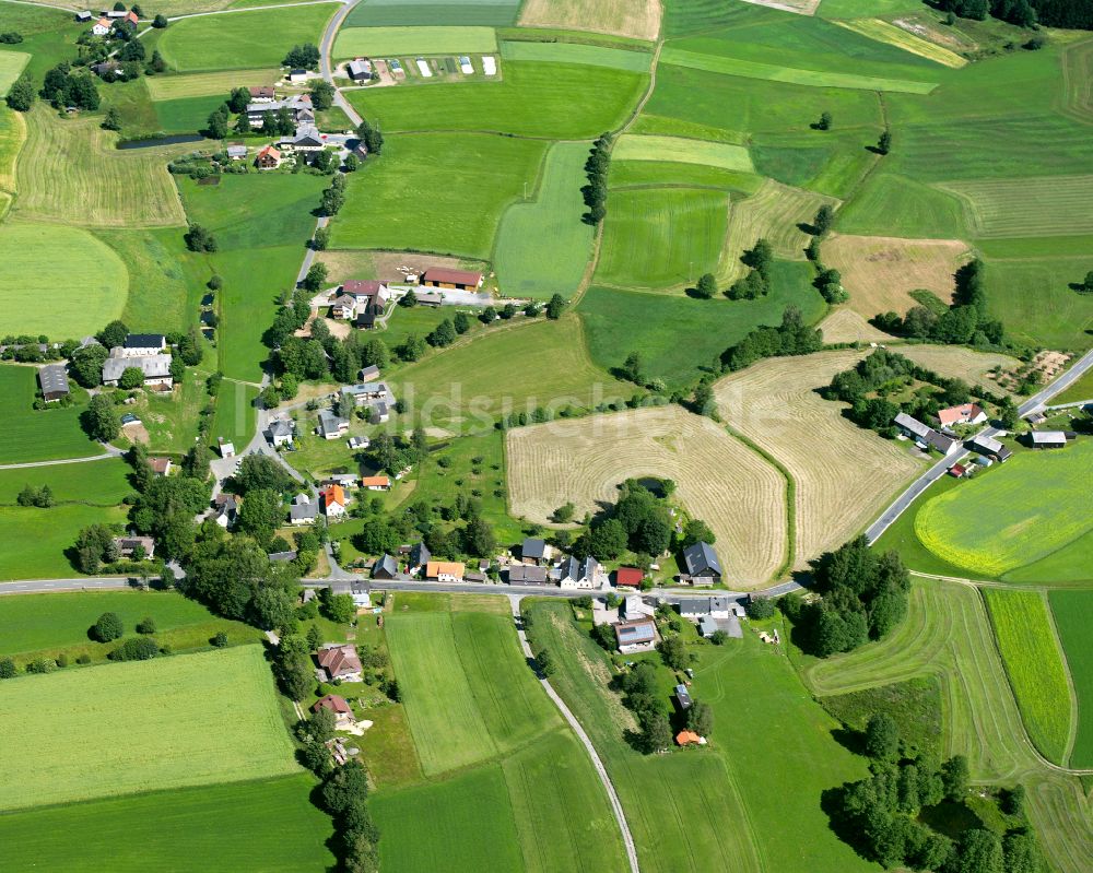 Luftbild Großenau - Dorfkern am Feldrand in Großenau im Bundesland Bayern, Deutschland