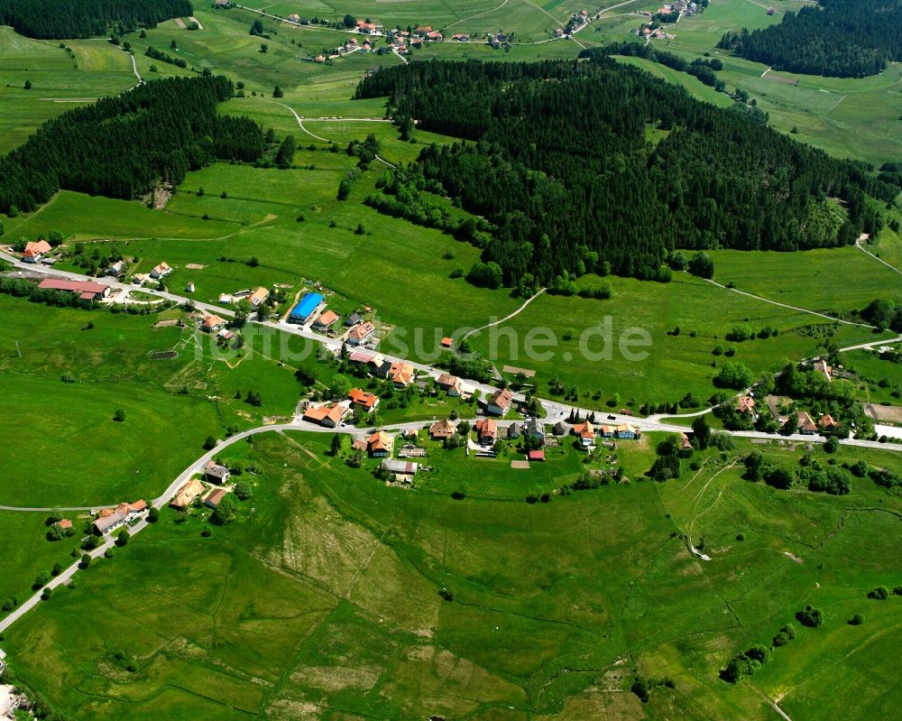 Luftaufnahme Großherrischwand - Dorfkern am Feldrand in Großherrischwand im Bundesland Baden-Württemberg, Deutschland