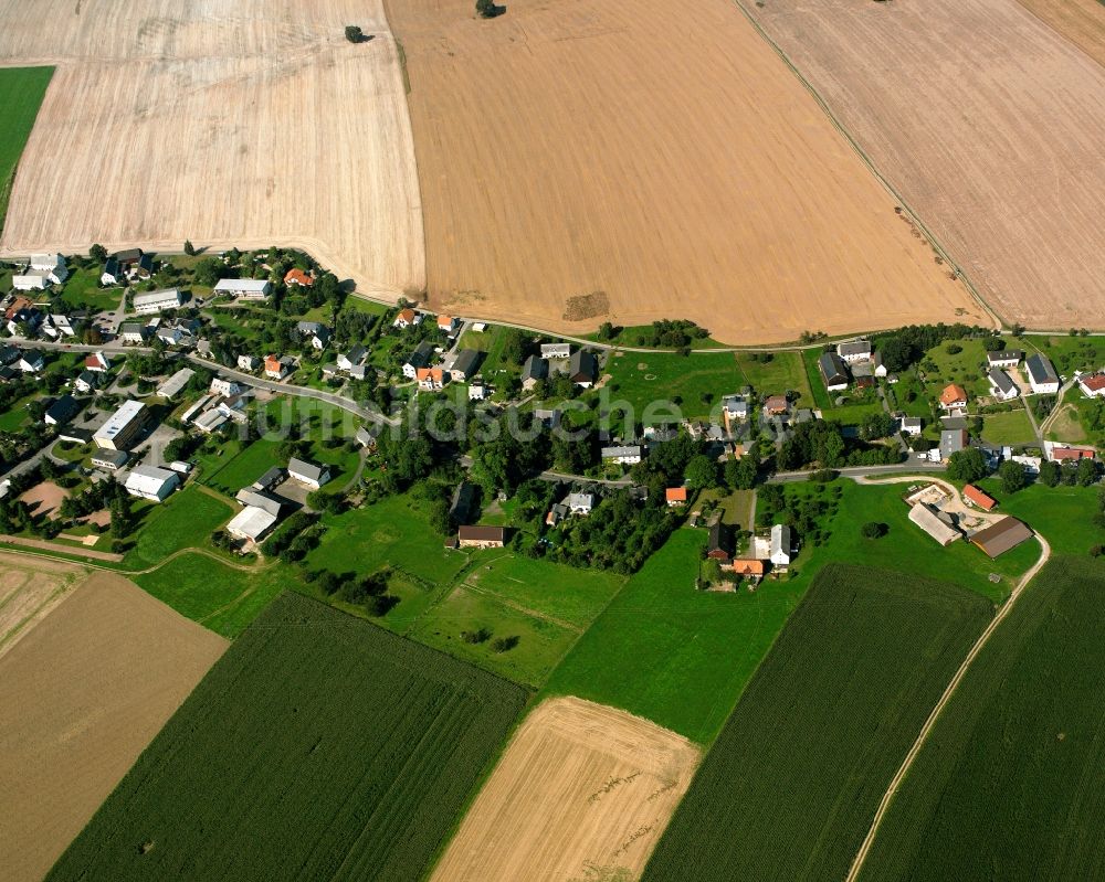 Luftaufnahme Großschirma - Dorfkern am Feldrand in Großschirma im Bundesland Sachsen, Deutschland