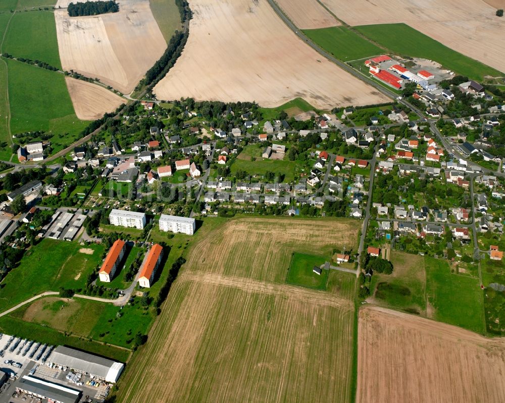 Großschirma aus der Vogelperspektive: Dorfkern am Feldrand in Großschirma im Bundesland Sachsen, Deutschland