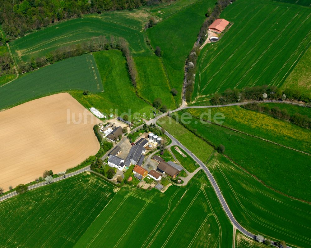 Hattendorf von oben - Dorfkern am Feldrand in Hattendorf im Bundesland Hessen, Deutschland
