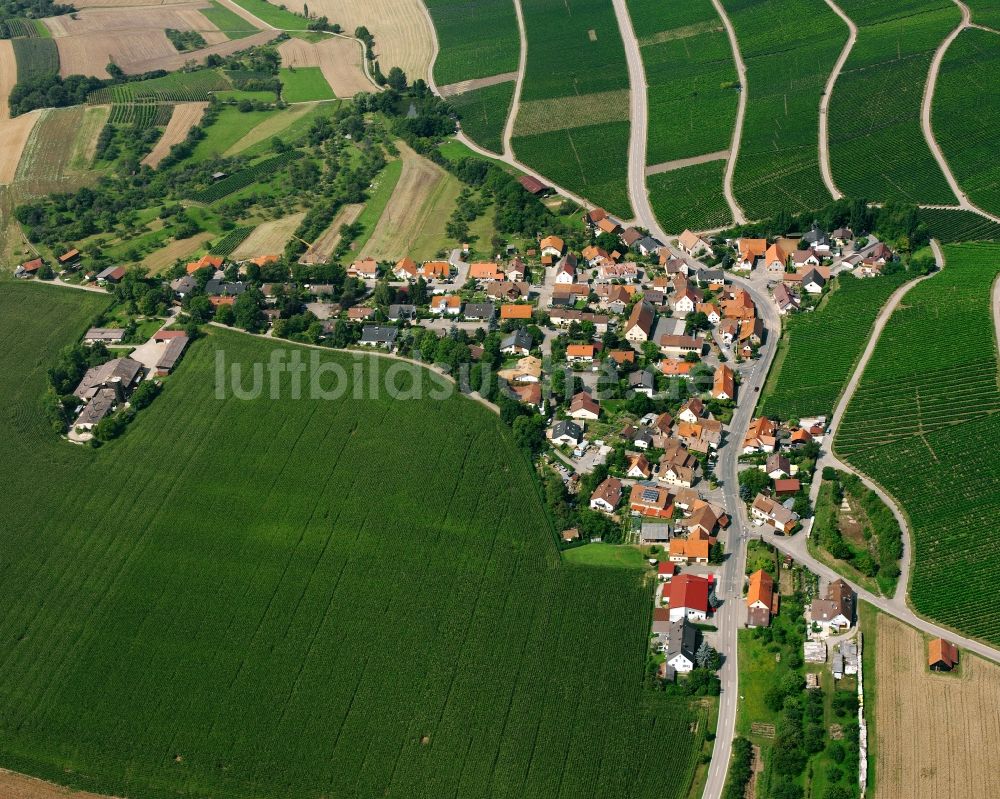 Luftbild Helfenberg - Dorfkern am Feldrand in Helfenberg im Bundesland Baden-Württemberg, Deutschland