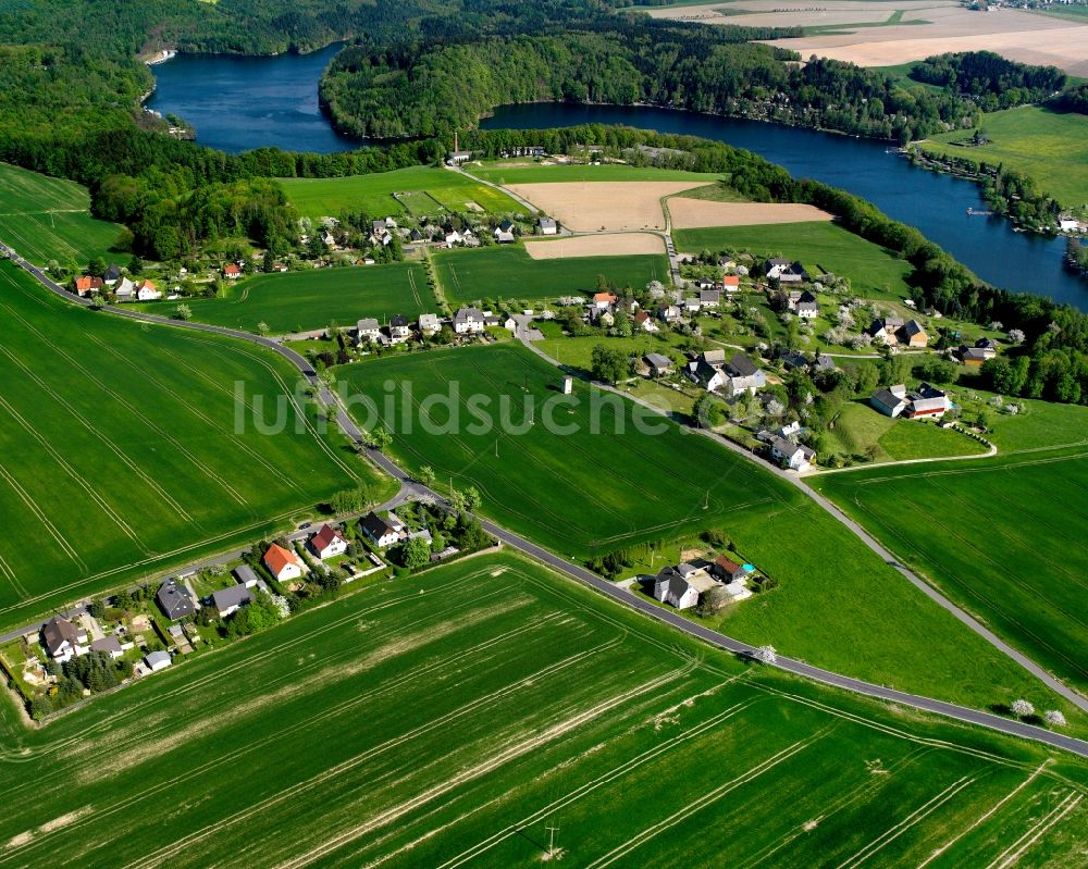 Luftaufnahme Höfchen - Dorfkern am Feldrand in Höfchen im Bundesland Sachsen, Deutschland