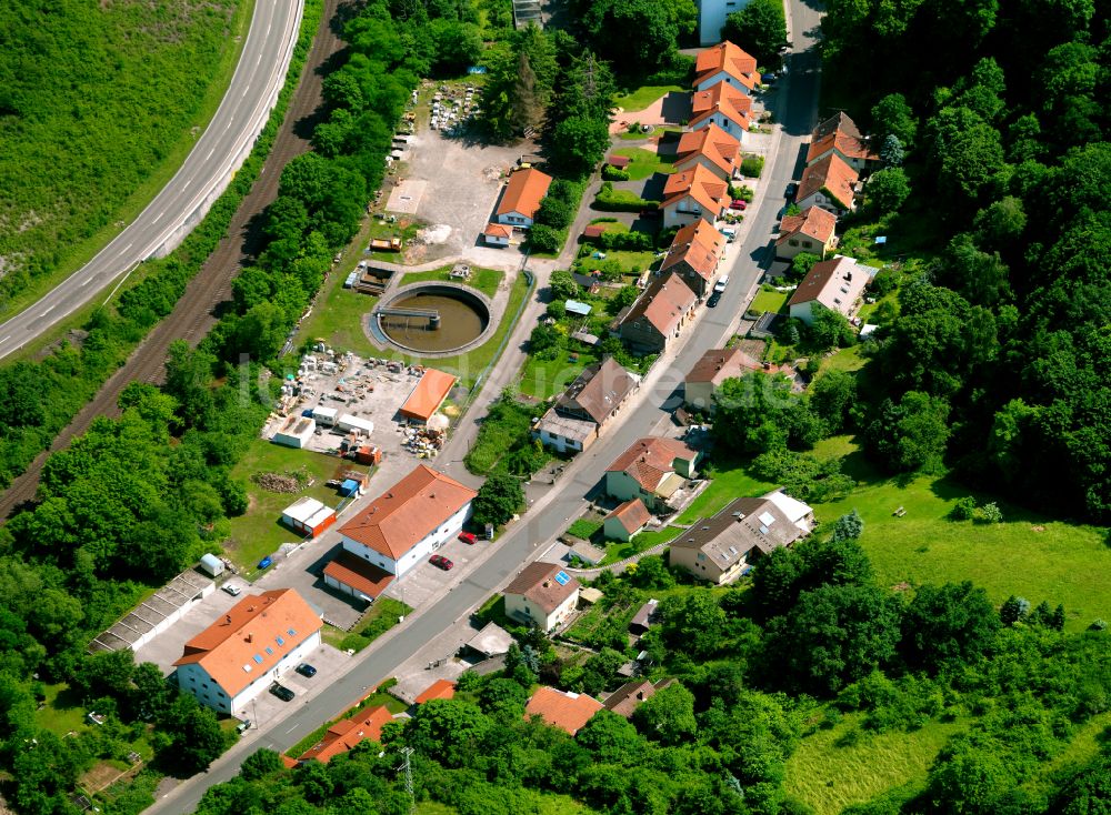 Hochstein aus der Vogelperspektive: Dorfkern am Feldrand in Hochstein im Bundesland Rheinland-Pfalz, Deutschland