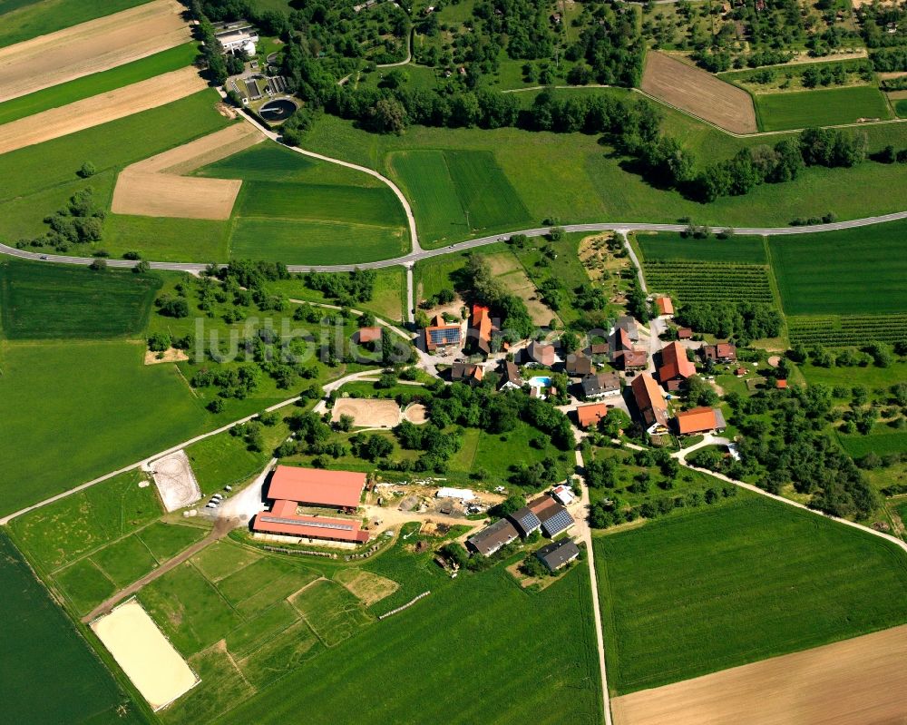 Hohenacker von oben - Dorfkern am Feldrand in Hohenacker im Bundesland Baden-Württemberg, Deutschland