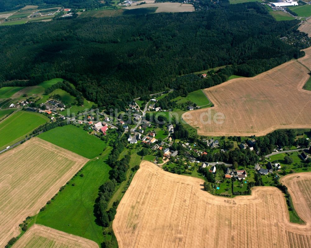 Kleinwaltersdorf von oben - Dorfkern am Feldrand in Kleinwaltersdorf im Bundesland Sachsen, Deutschland