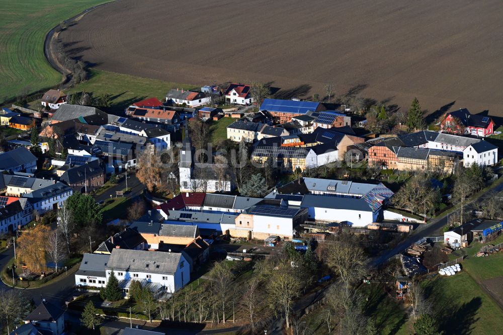 Luftaufnahme Kolba - Dorfkern am Feldrand in Kolba im Bundesland Thüringen, Deutschland