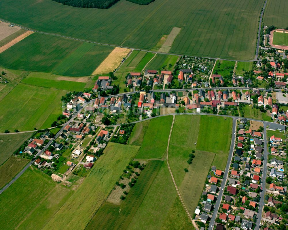 Luftbild Lampertswalde - Dorfkern am Feldrand in Lampertswalde im Bundesland Sachsen, Deutschland