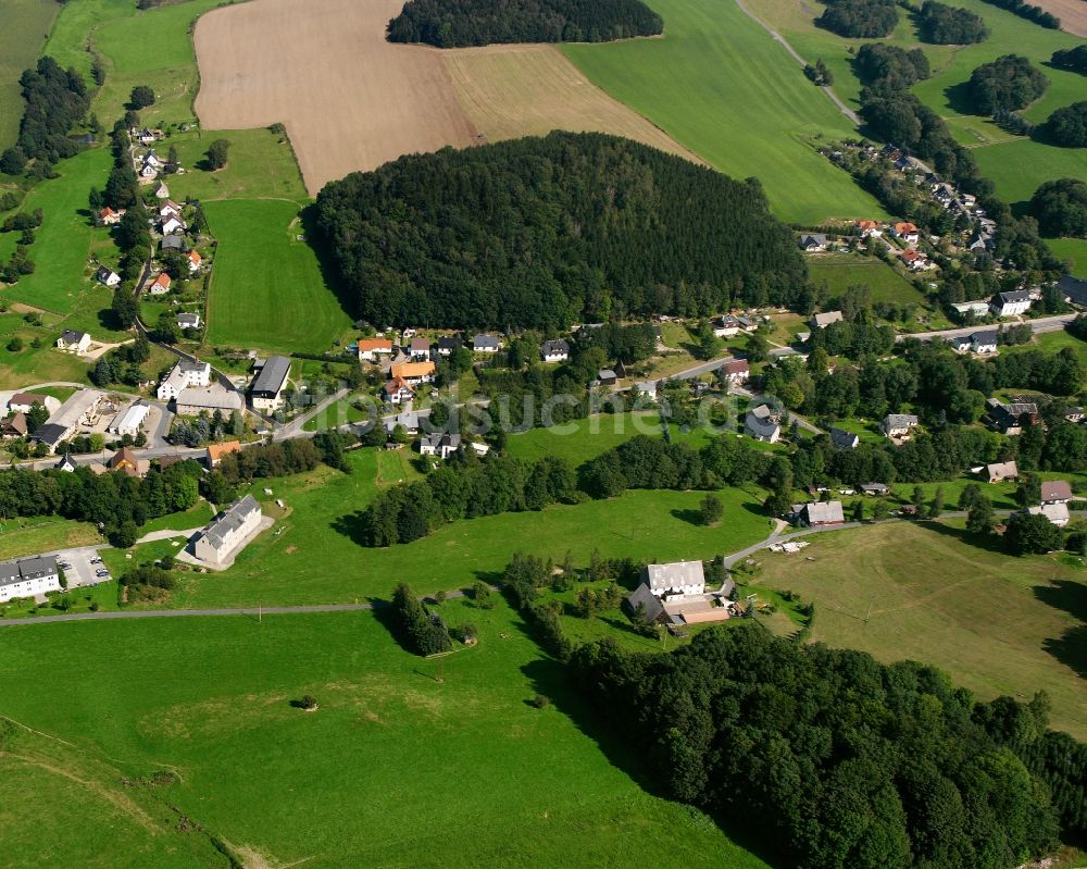 Luftbild Lichtenberg/Erzgebirge - Dorfkern am Feldrand in Lichtenberg/Erzgebirge im Bundesland Sachsen, Deutschland