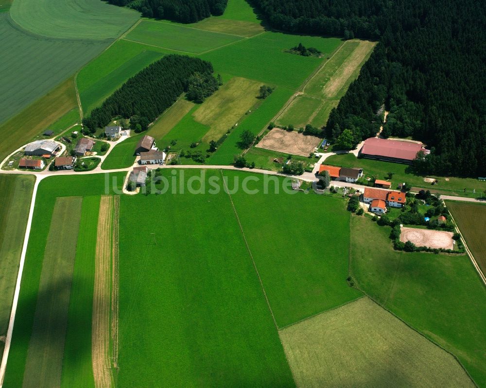 Luftaufnahme Lieshöfe - Dorfkern am Feldrand in Lieshöfe im Bundesland Baden-Württemberg, Deutschland