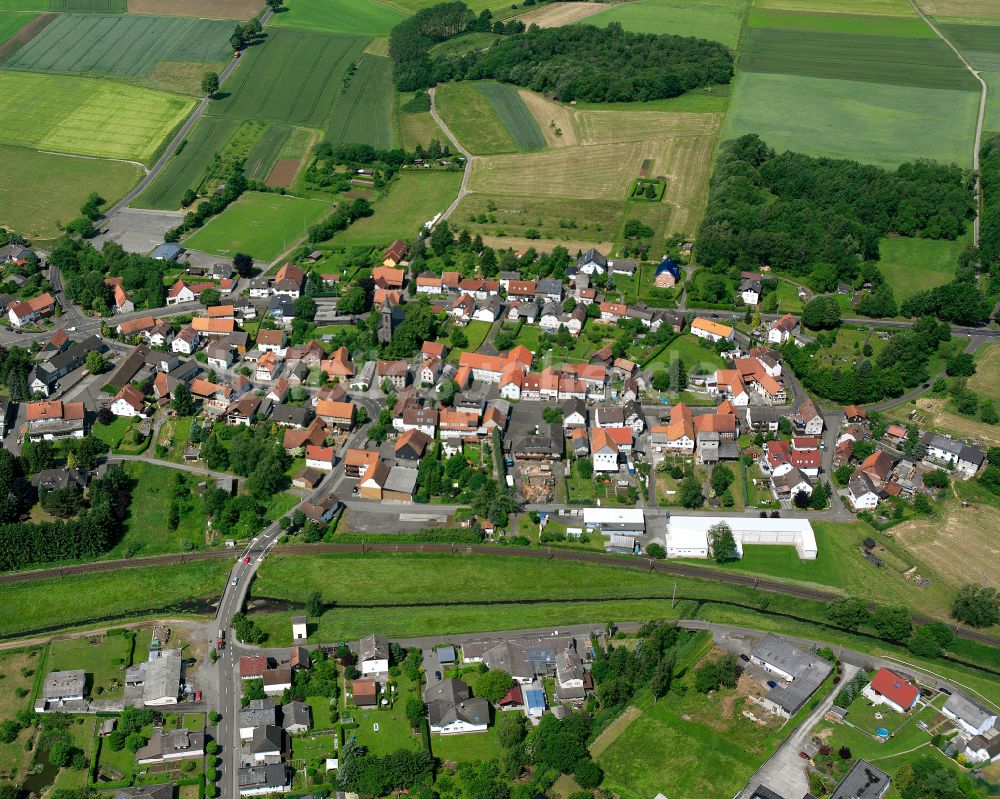 Luftbild Merlau - Dorfkern am Feldrand in Merlau im Bundesland Hessen, Deutschland