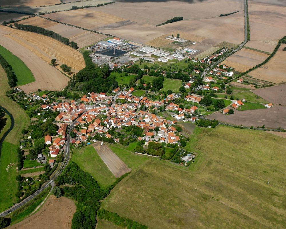 Luftaufnahme Merxleben - Dorfkern am Feldrand in Merxleben im Bundesland Thüringen, Deutschland